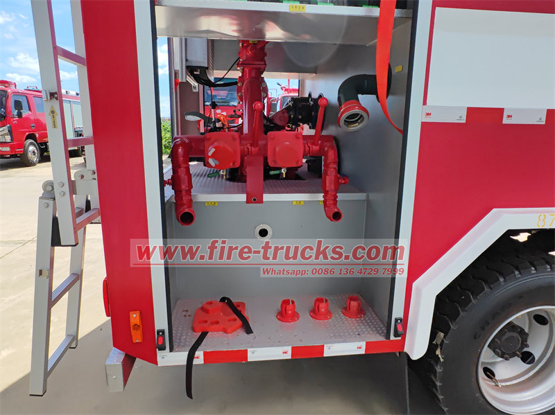 Dongfeng AWD fire fighting truck tools Dongfeng AWD fire fighting truck tools