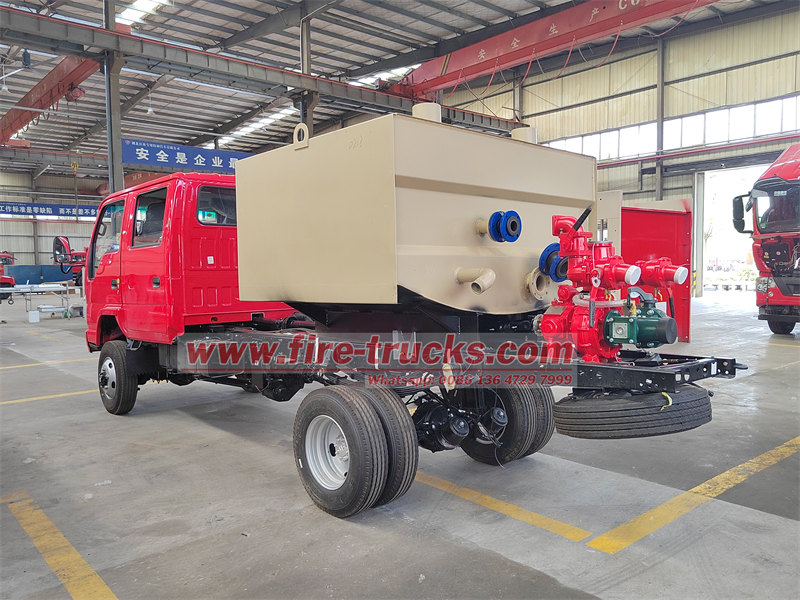 Isuzu NKR mini fire truck on production Isuzu NKR mini fire truck on production