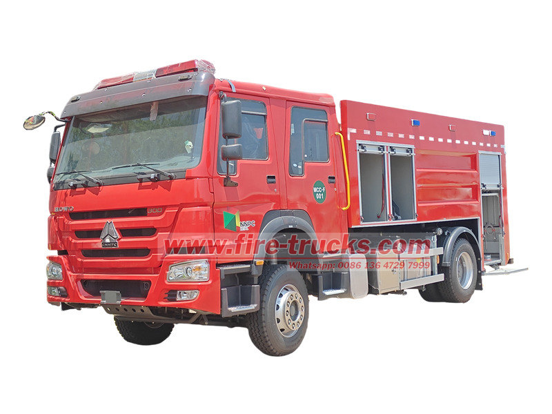 HOWO foam tanker fire truck
