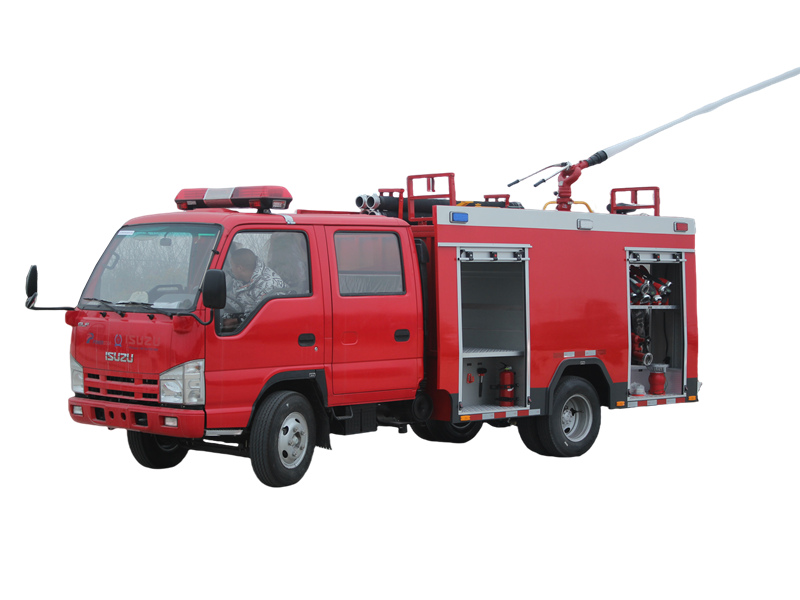 ISUZU NKR light duty fire pumper truck