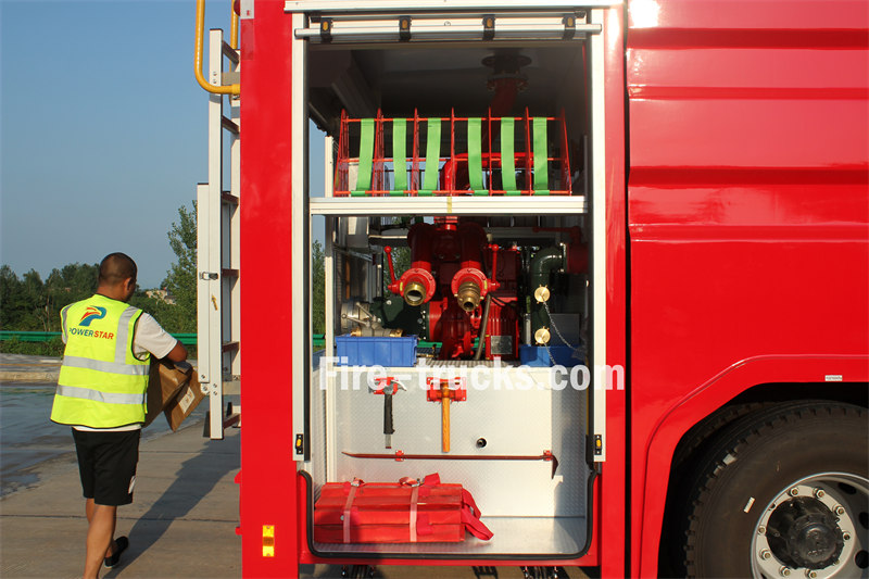 isuzu 4500 l water foam fire fighting truck