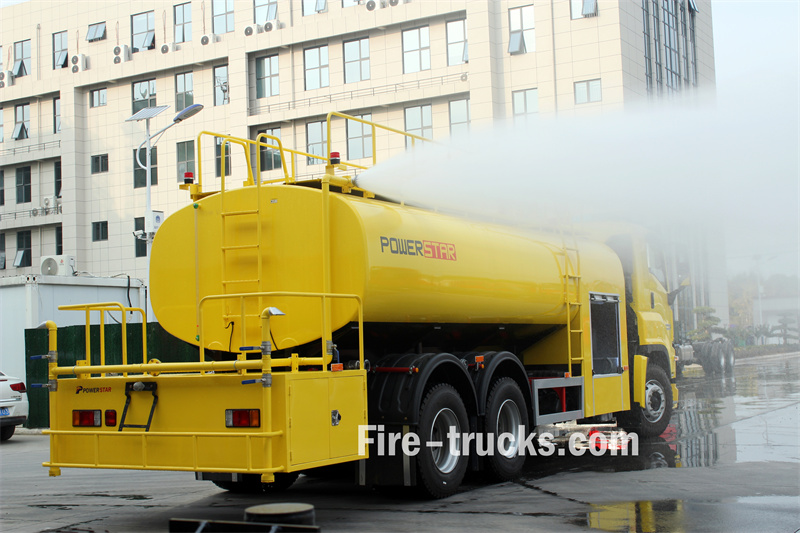 Isuzu GIGA 6x4 road sprinkler fire truck test