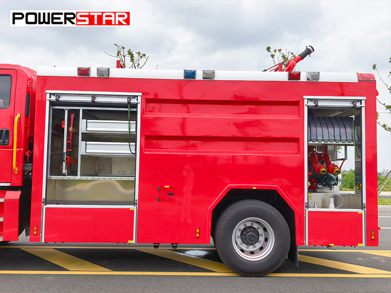 Foam fire fighting vehicle firefighting equipment Foam fire fighting vehicle firefighting equipment