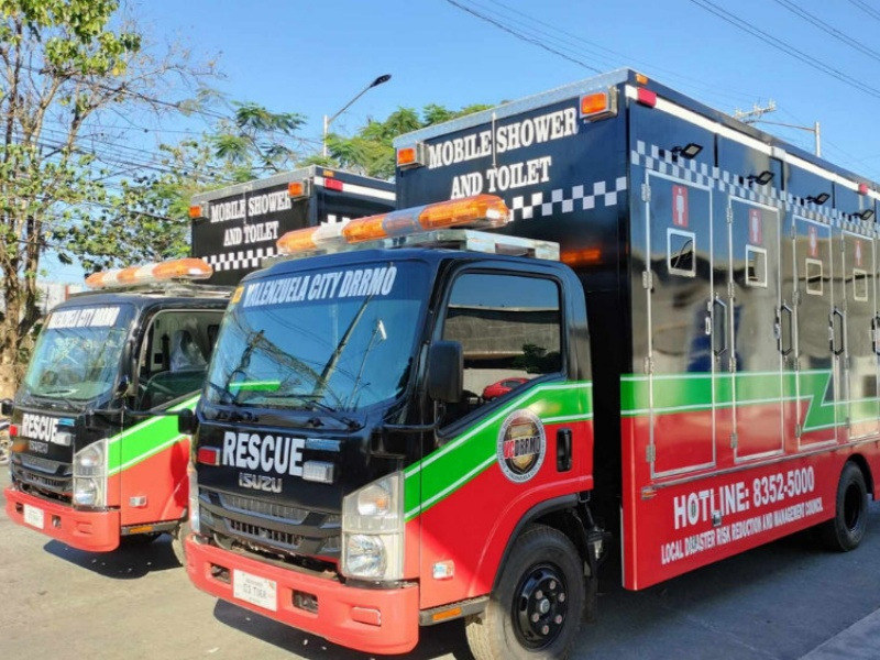 五十铃移动紧急淋浴和厕所车辆图片