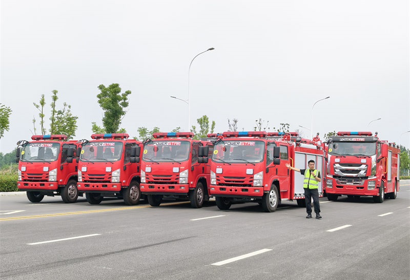 首批4辆ISUZU NPR泡沫消防车即将投入拉各斯消防部门服务